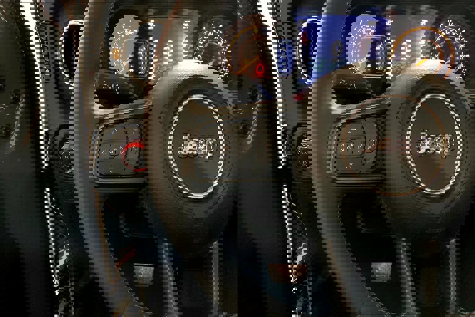 Used 2025 Jeep Gladiator Sport w/ Premium Package image 23