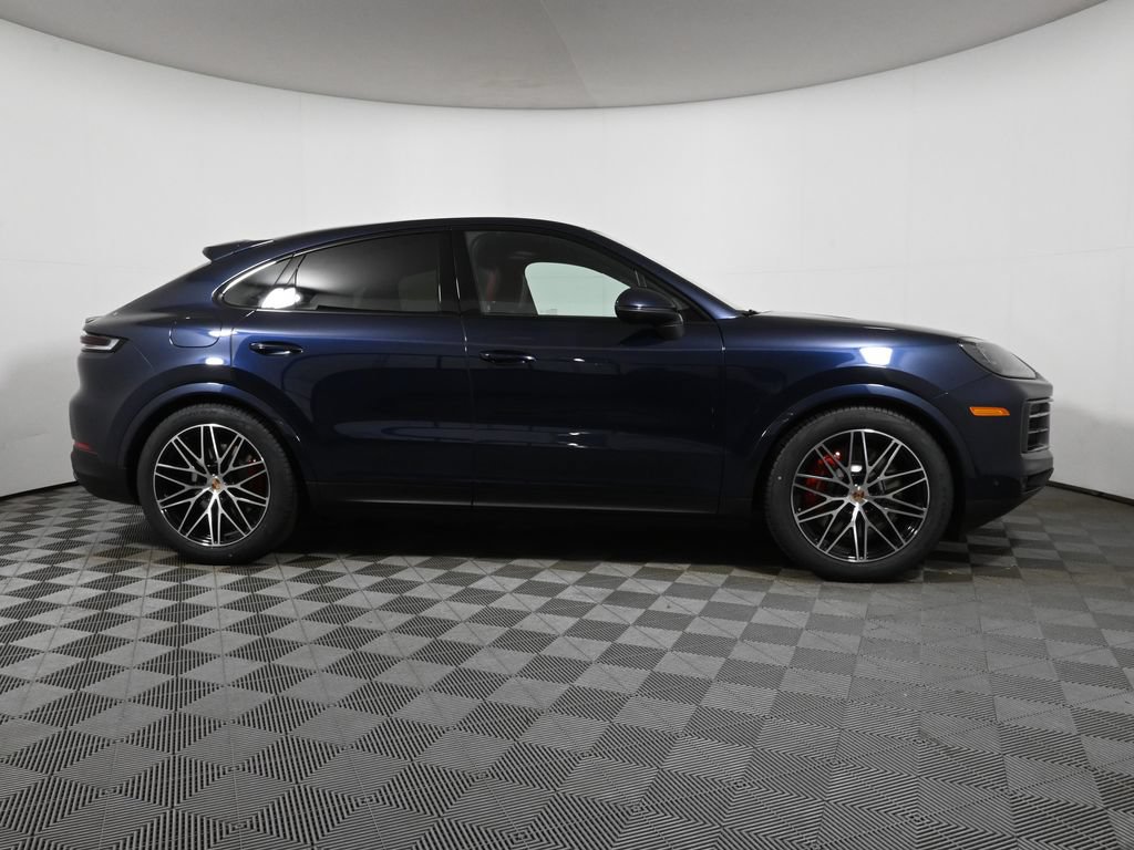 Used 2026 Porsche Cayenne S AWD/4WD image 8