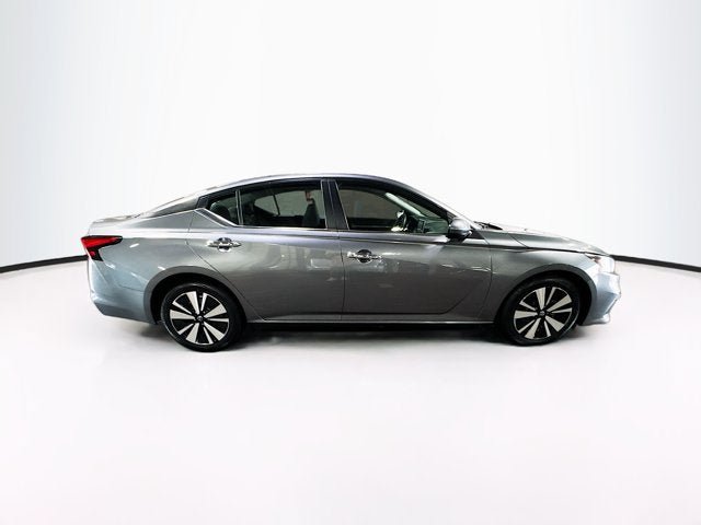 Used 2022 Nissan Altima 2.5 SV FWD image 4