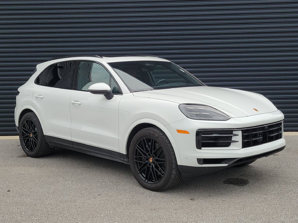 Certified 2026 Porsche Cayenne AWD/4WD image 9
