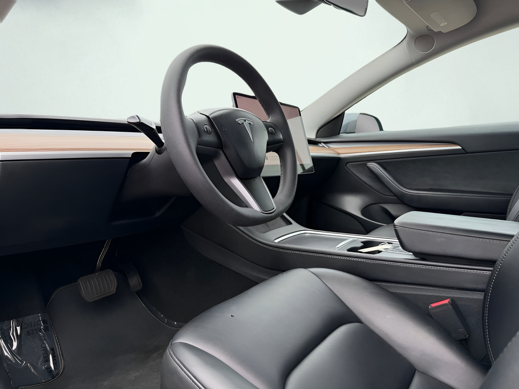 Used 2021 Tesla Model 3 Standard Range Plus RWD image 33