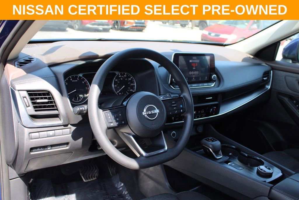Certified 2023 Nissan Rogue SV image 18