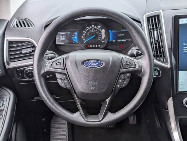 Used 2024 Ford Edge SE w/ Black Appearance Package AWD/4WD image 13