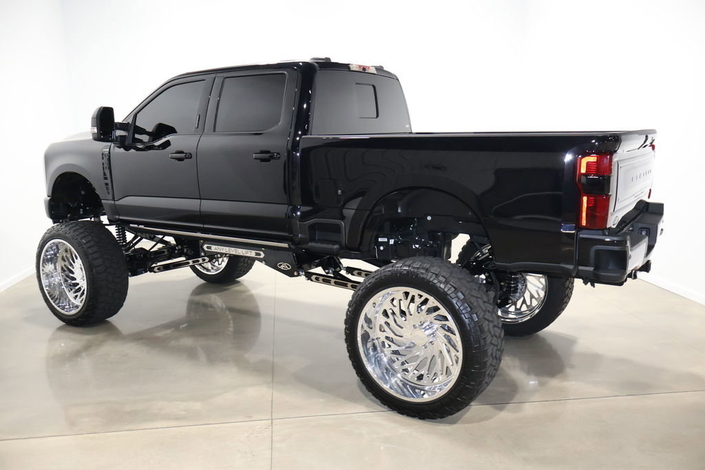 Used 2024 Ford F350 Limited w/ FX4 Off-Road Package image 18