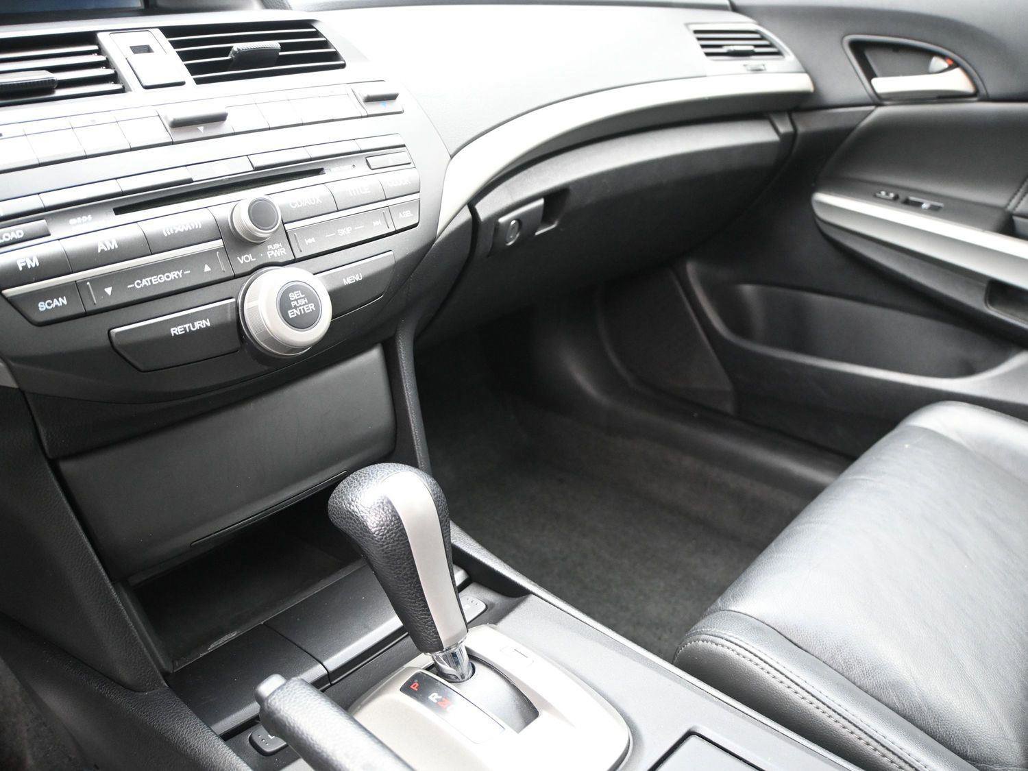 Used 2010 Honda Accord EX-L image 4