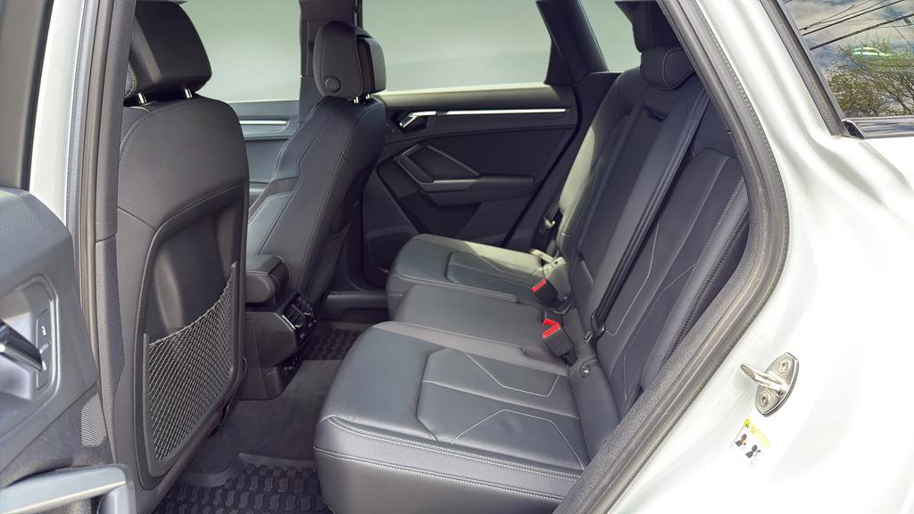 Used 2022 Audi Q3 2.0T Premium image 16