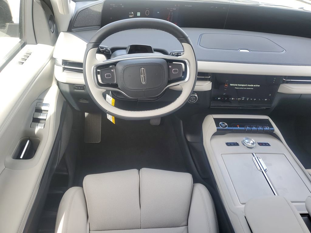 New 2025 Lincoln Navigator L Reserve image 15