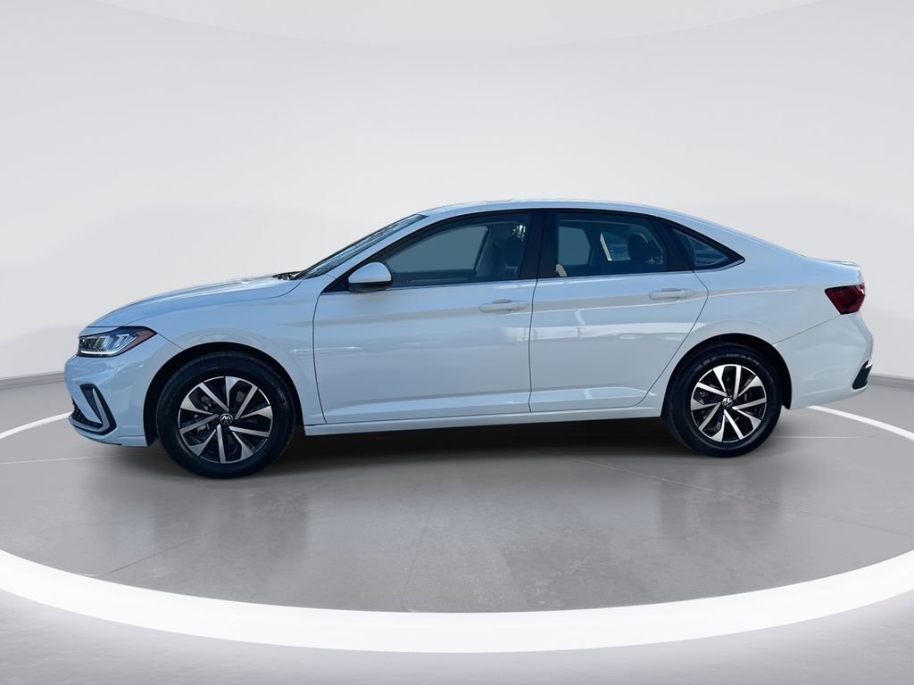 Used 2025 Volkswagen Jetta S image 5