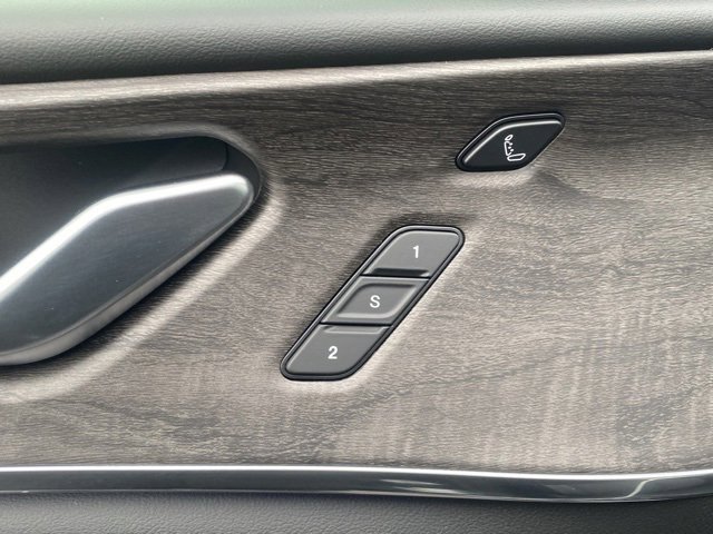 New 2025 Jeep Grand Cherokee L Overland w/ Advanced Protech Group III image 14