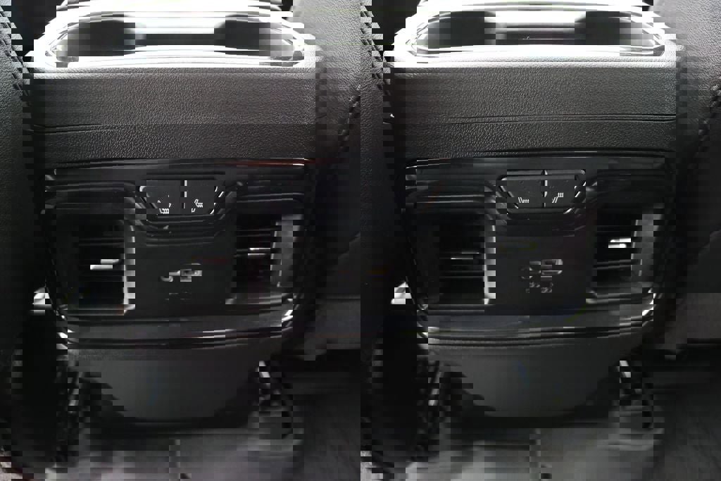 Used 2025 GMC Sierra 1500 AT4 w/ AT4 Premium Package image 20