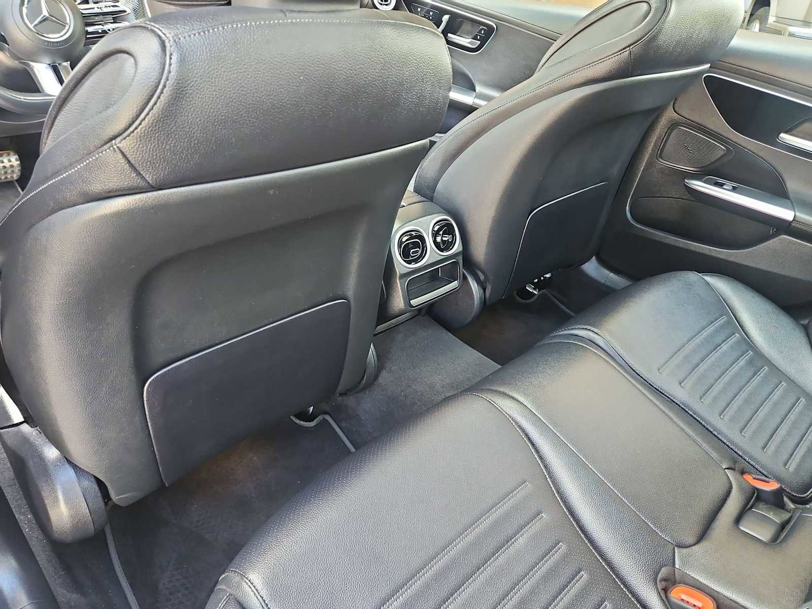 Used 2023 Mercedes-Benz C 300 Sedan image 18