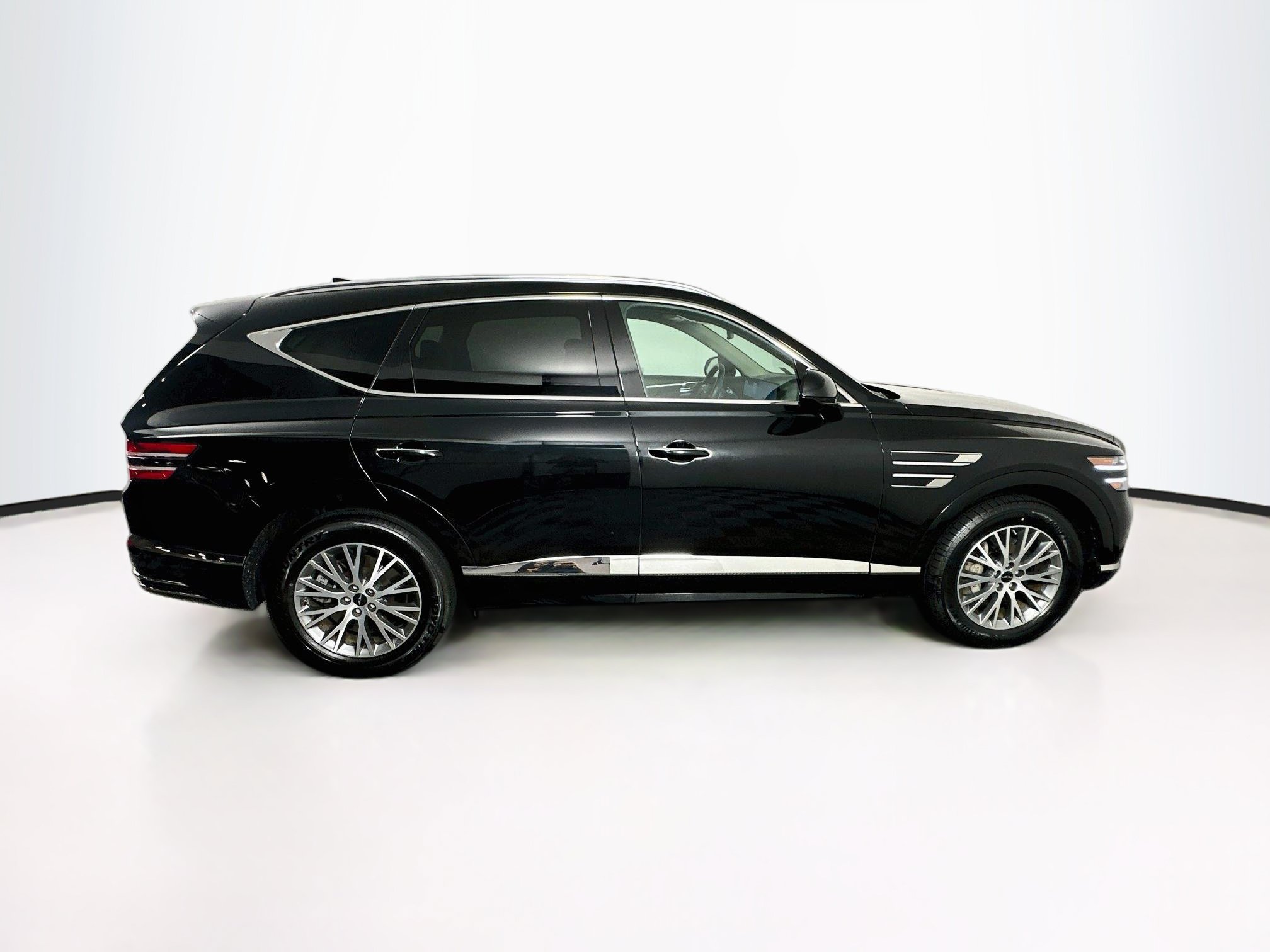 Used 2025 Genesis GV80 2.5T Standard AWD/4WD image 10