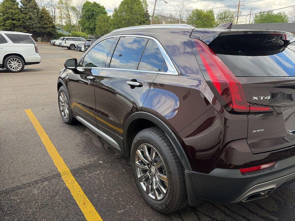 Used 2020 Cadillac XT4 Premium Luxury AWD/4WD image 9