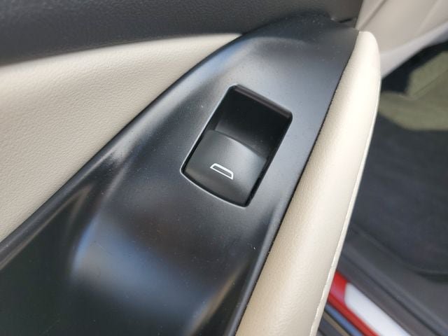 Used 2023 Buick Enclave Essence FWD image 16