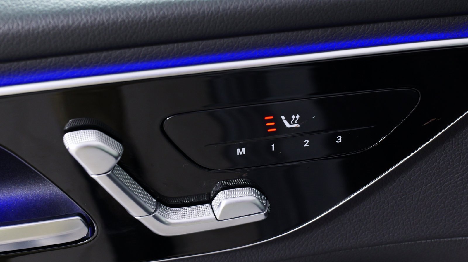 Used 2023 Mercedes-Benz C 300 4MATIC Sedan image 35