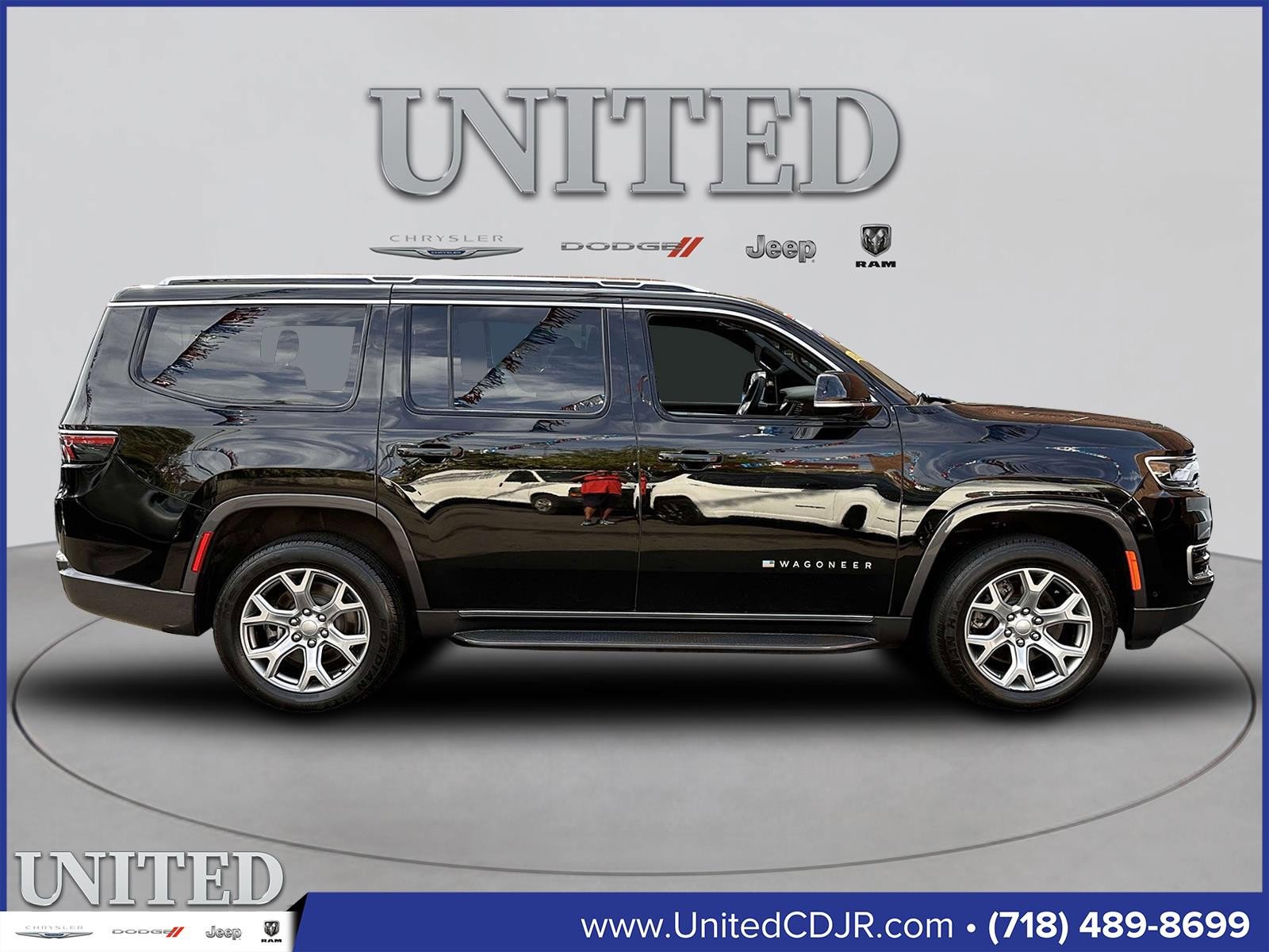 Used 2022 Jeep Wagoneer Series II image 2