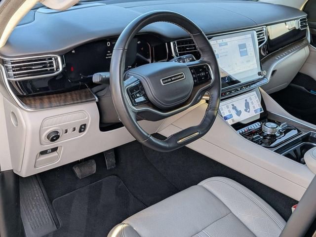 Used 2024 Jeep Grand Wagoneer Series II w/ Convenience Group III image 10