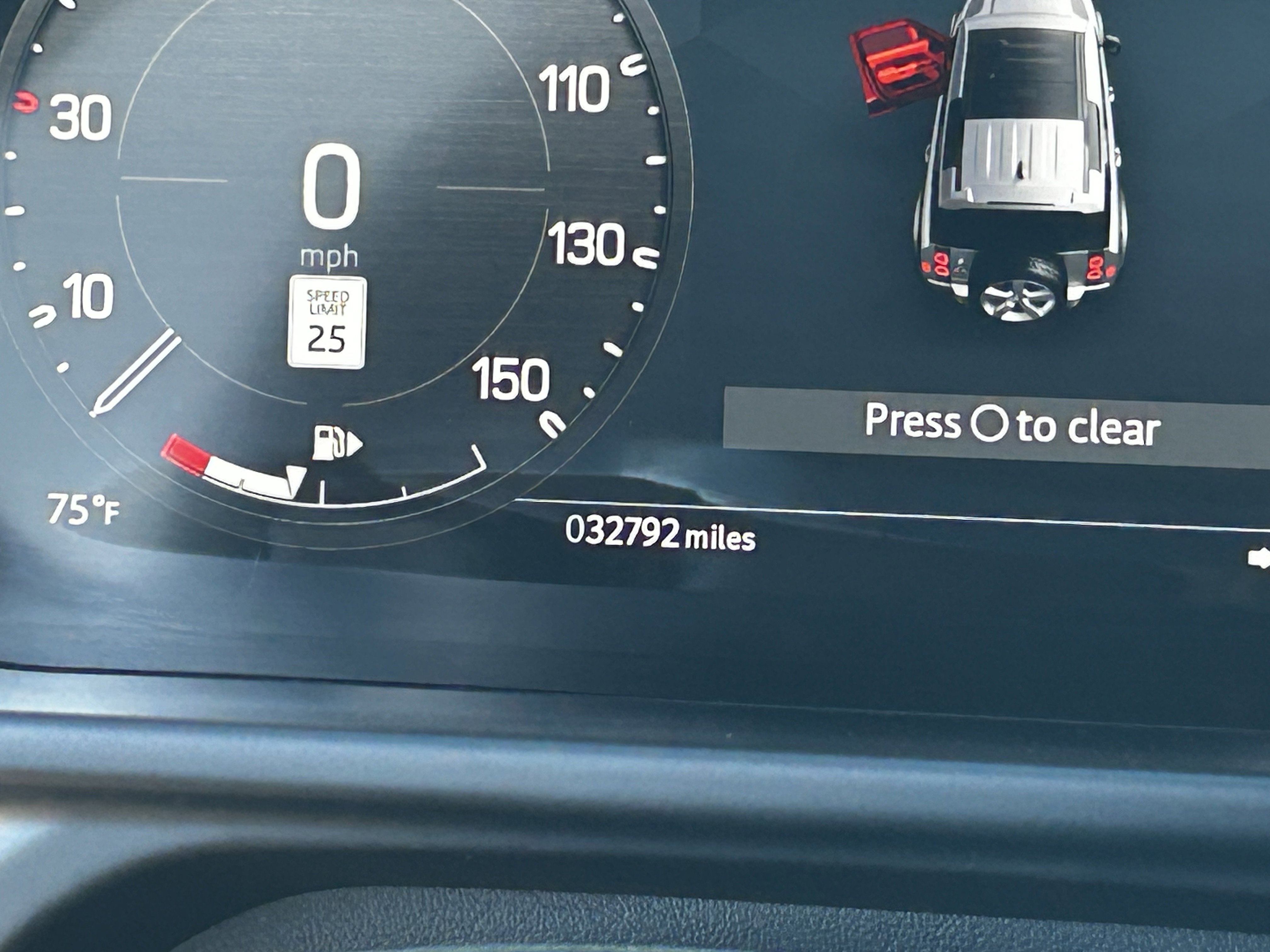 Used 2023 Land Rover Defender 110 X-Dynamic SE image 29