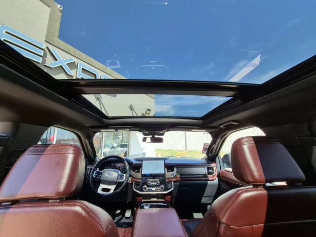 Used 2024 Ford Expedition Limited RWD image 23
