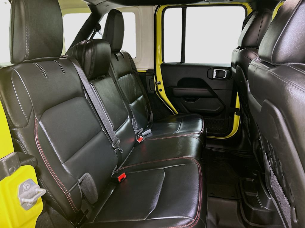 Used 2022 Jeep Wrangler Unlimited Rubicon w/ Cold Weather Group image 25