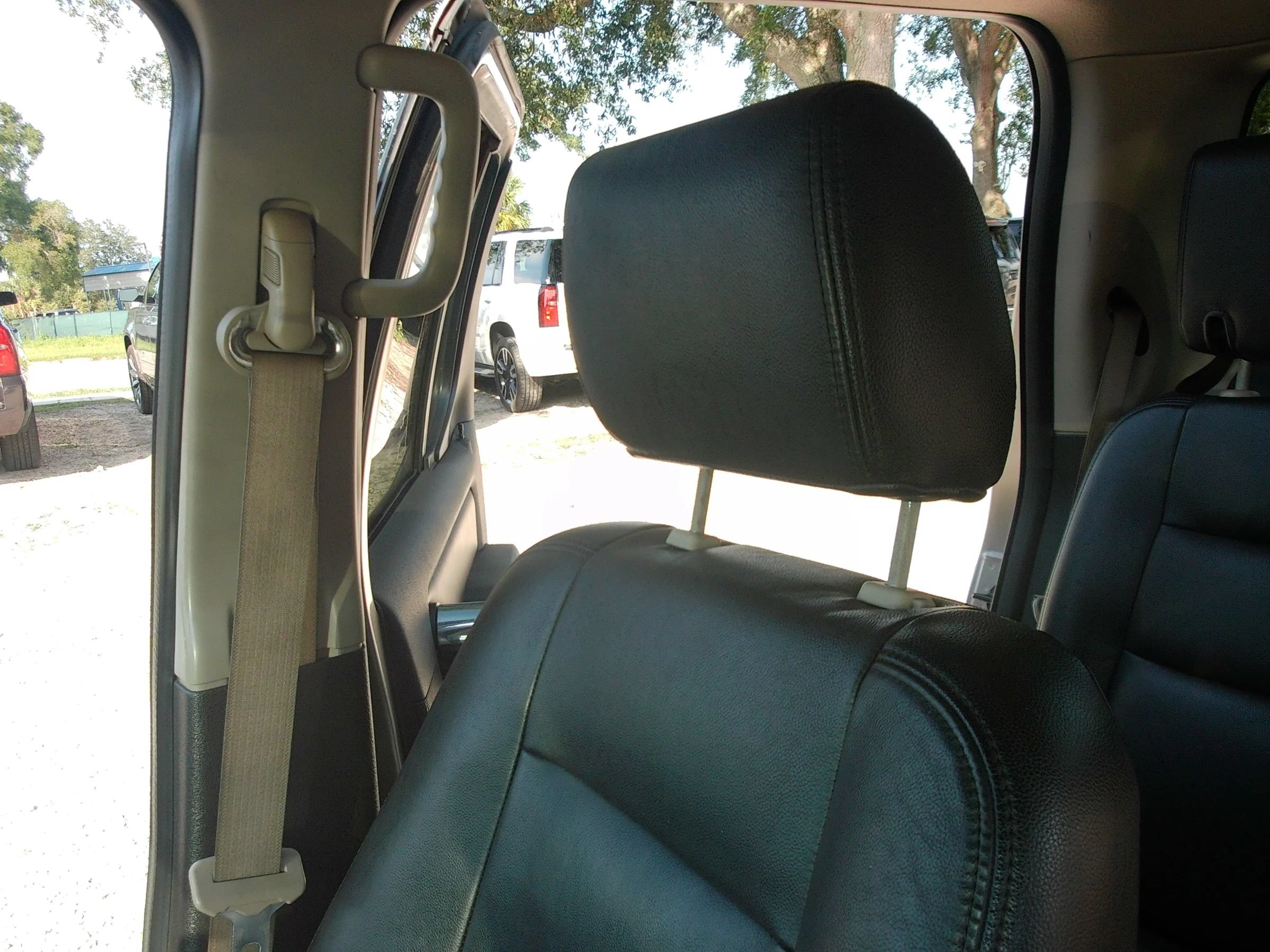 Used 2008 Ford Explorer Sport Trac XLT AWD/4WD image 19