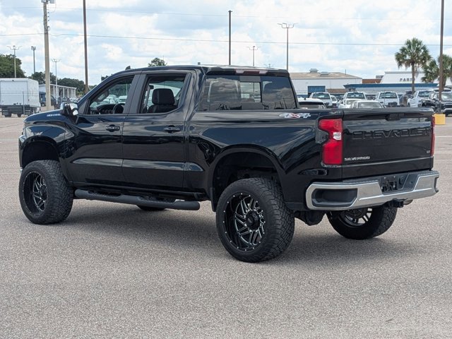 Used 2020 Chevrolet Silverado 1500 LT w/ Convenience Package AWD/4WD image 7