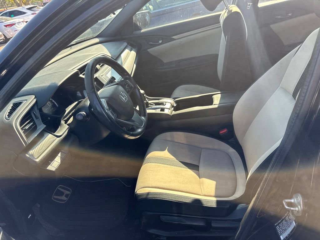 Used 2017 Honda Civic Sport image 5