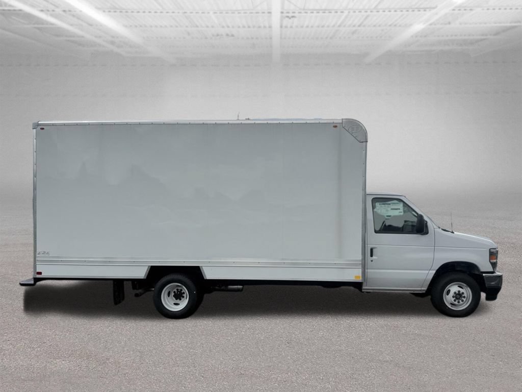 New 2027 Ford E-450 and Econoline 450 Super Duty w/ Power Equipment Group RWD image 2