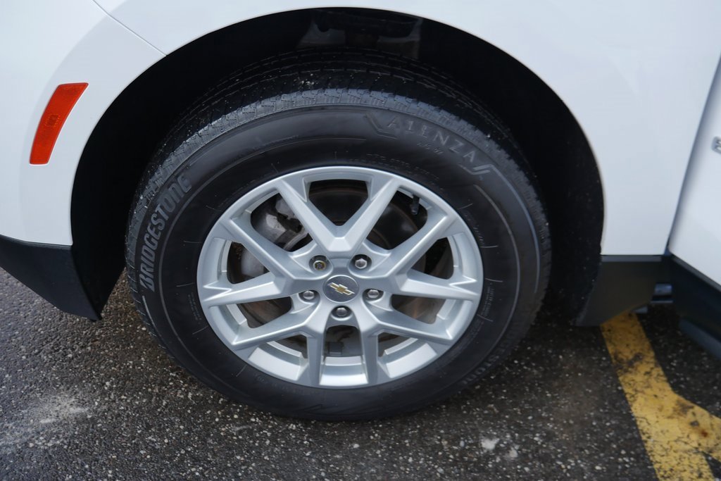 Used 2022 Chevrolet Equinox LT image 32