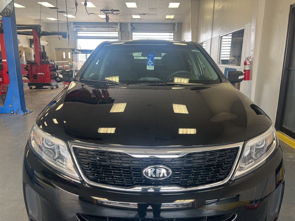 Used 2015 Kia Sorento LX image 7