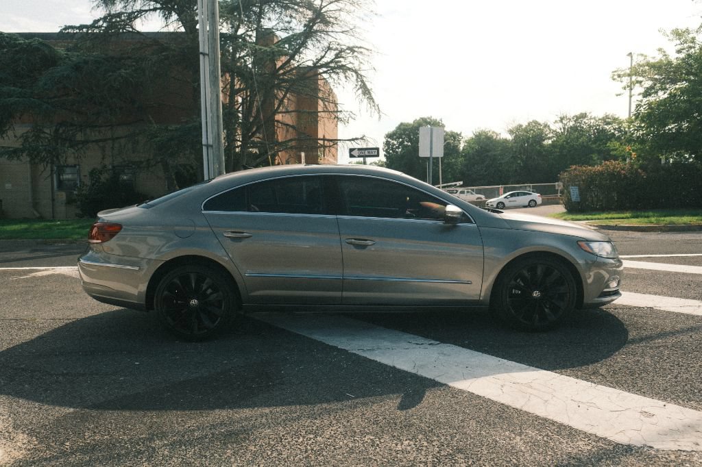Used 2013 Volkswagen CC Executive AWD/4WD image 4