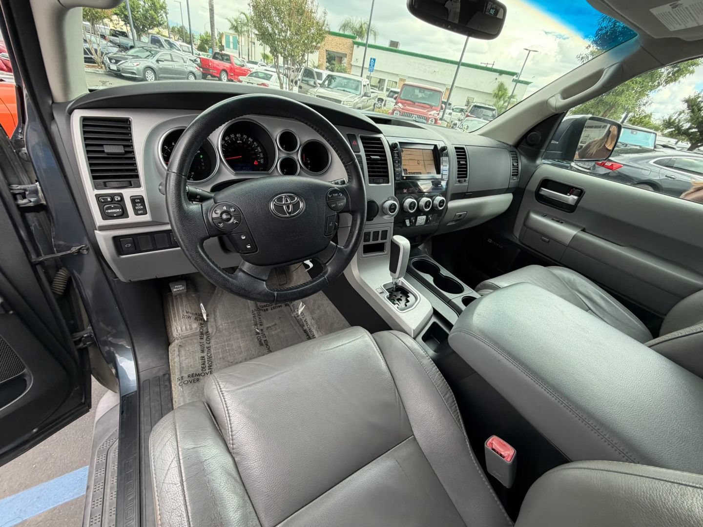 Used 2008 Toyota Sequoia Limited RWD image 24