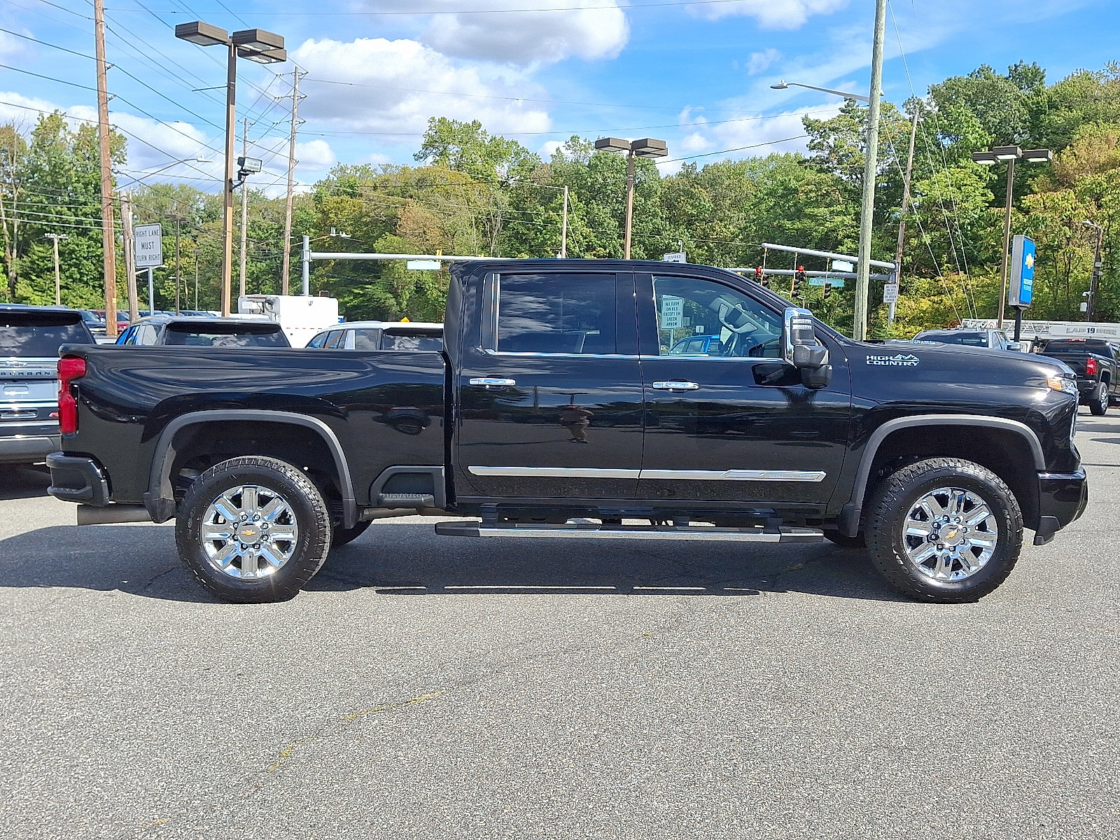Used 2024 Chevrolet Silverado 2500 High Country image 7