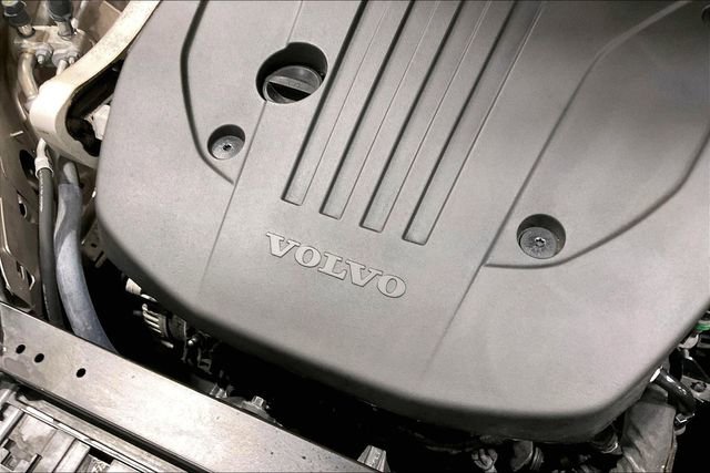 Certified 2023 Volvo XC60 B5 Plus FWD image 37