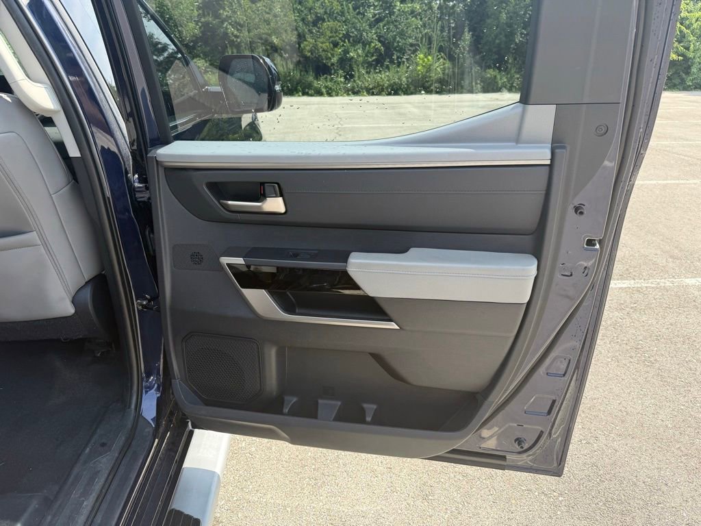 Used 2023 Toyota Tundra Limited image 18