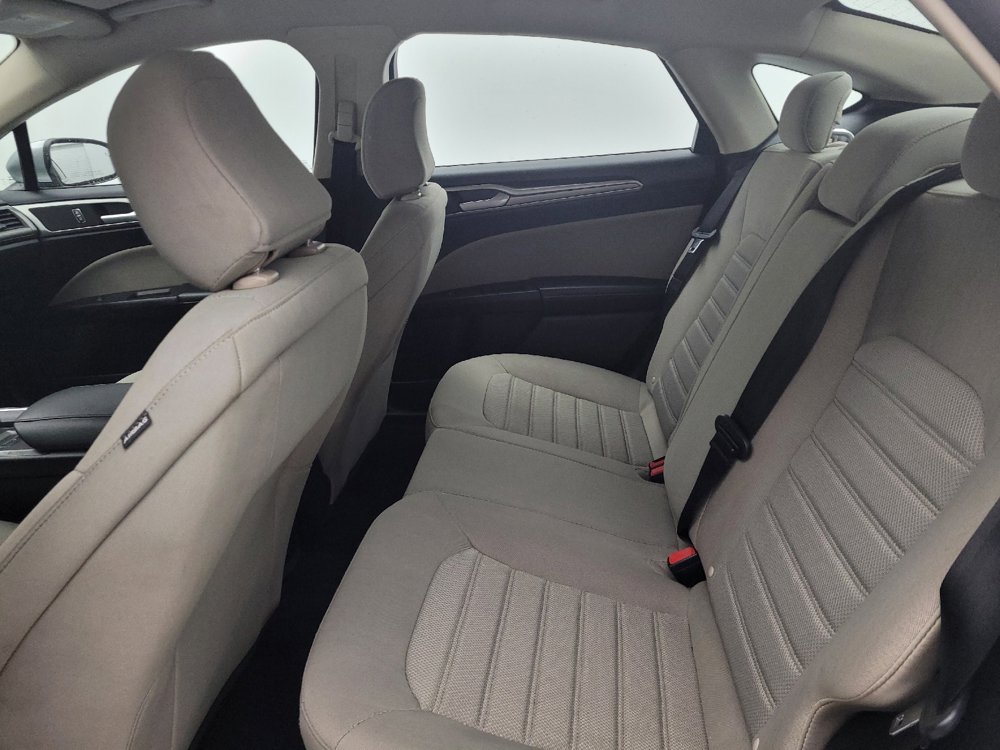 Used 2020 Ford Fusion S FWD image 18