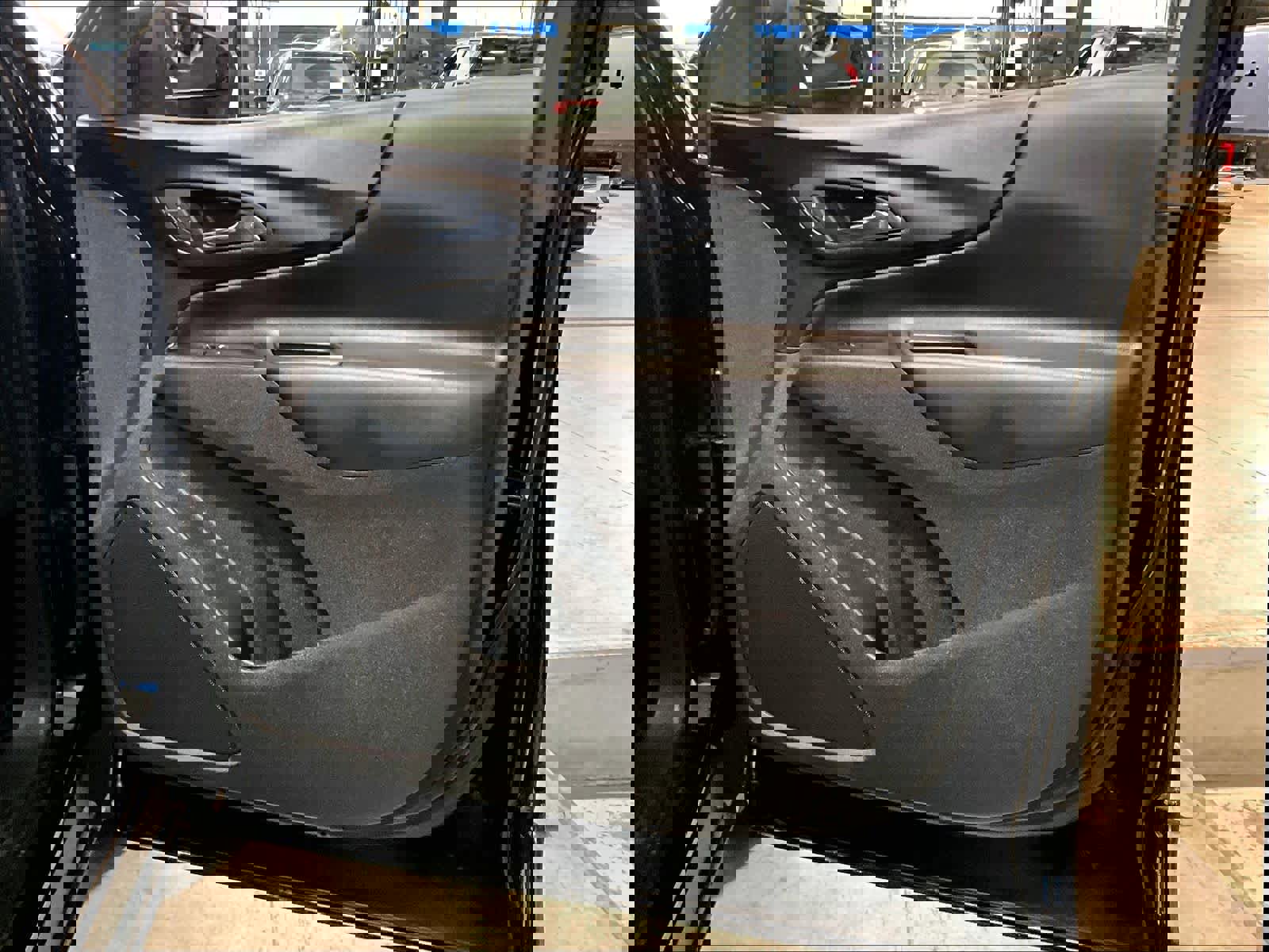 Used 2023 Chevrolet Equinox LT image 11