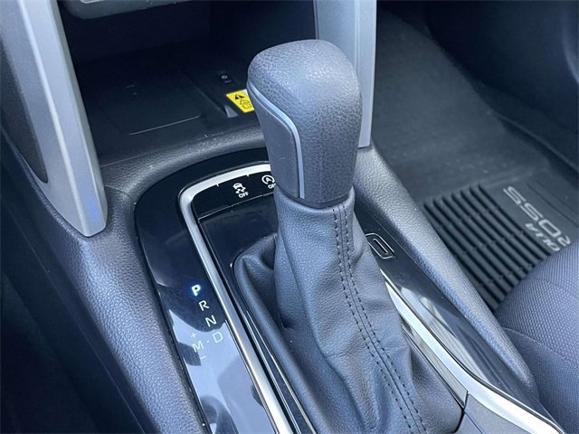 Used 2022 Toyota Corolla Cross LE image 38