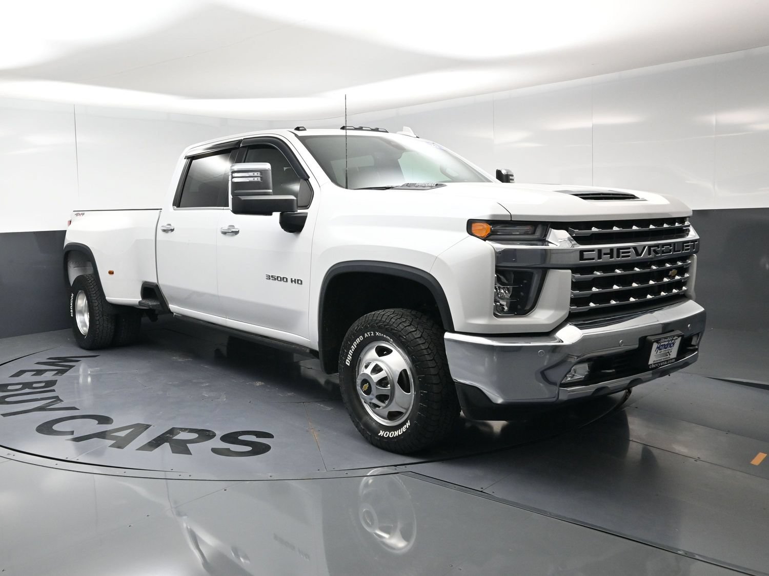 Used 2021 Chevrolet Silverado 3500 LTZ w/ LTZ Convenience Package AWD/4WD image 2