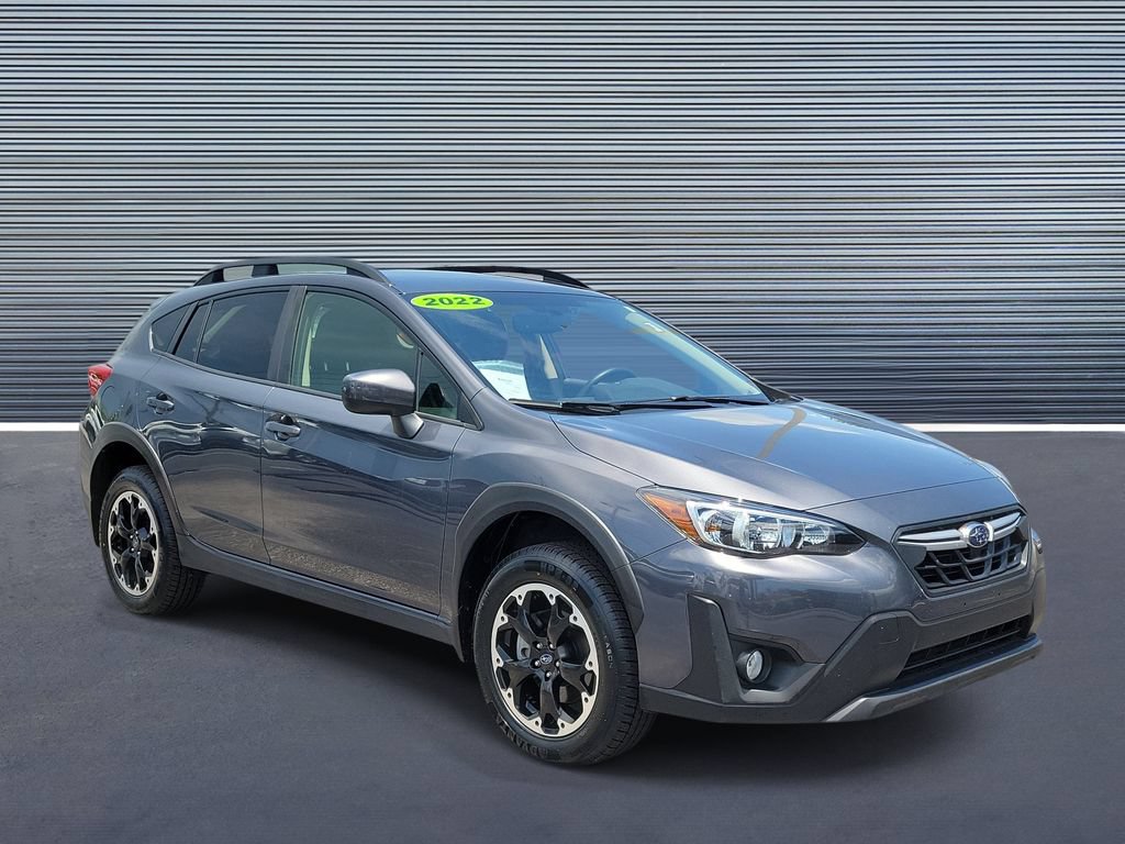Used 2022 Subaru Crosstrek 2.0i Premium w/ Popular Package #4A AWD/4WD image 2
