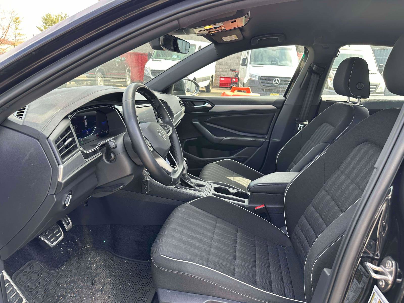 Certified 2023 Volkswagen Jetta Sport image 15