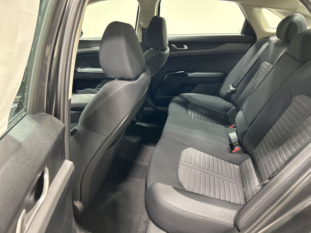 New 2026 Kia K5 LXS FWD image 24