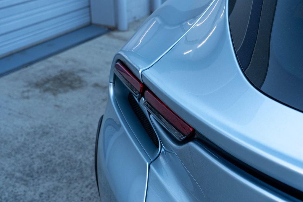 Certified 2025 Ferrari Purosangue image 15