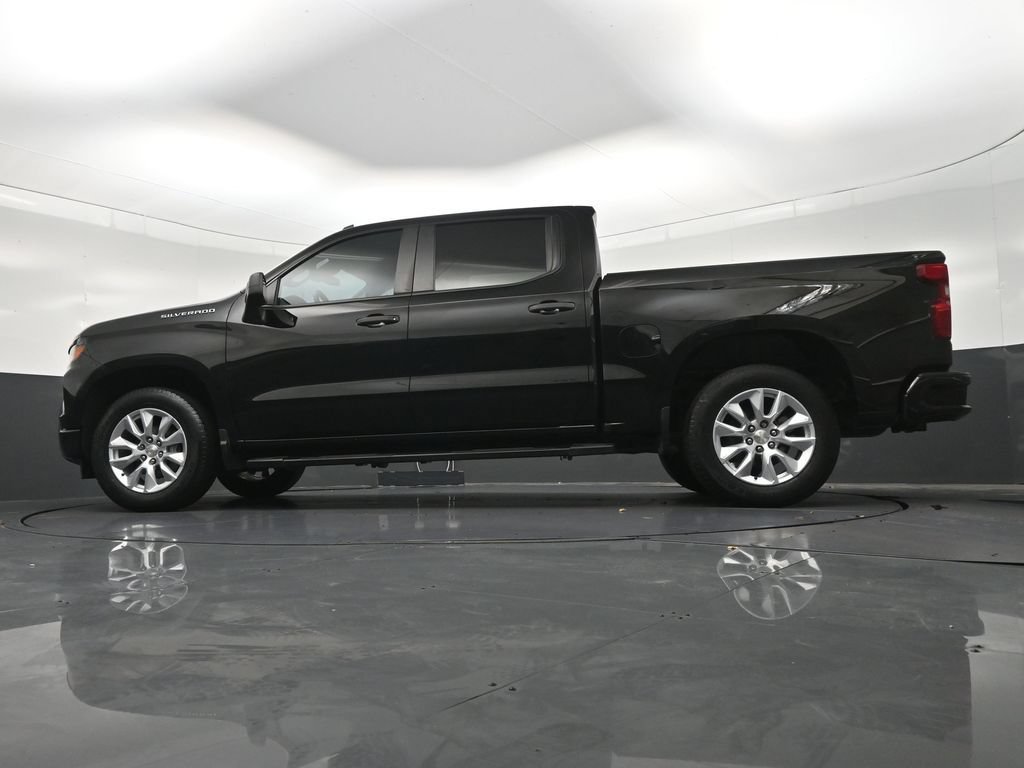 Used 2022 Chevrolet Silverado 1500 Custom RWD image 28