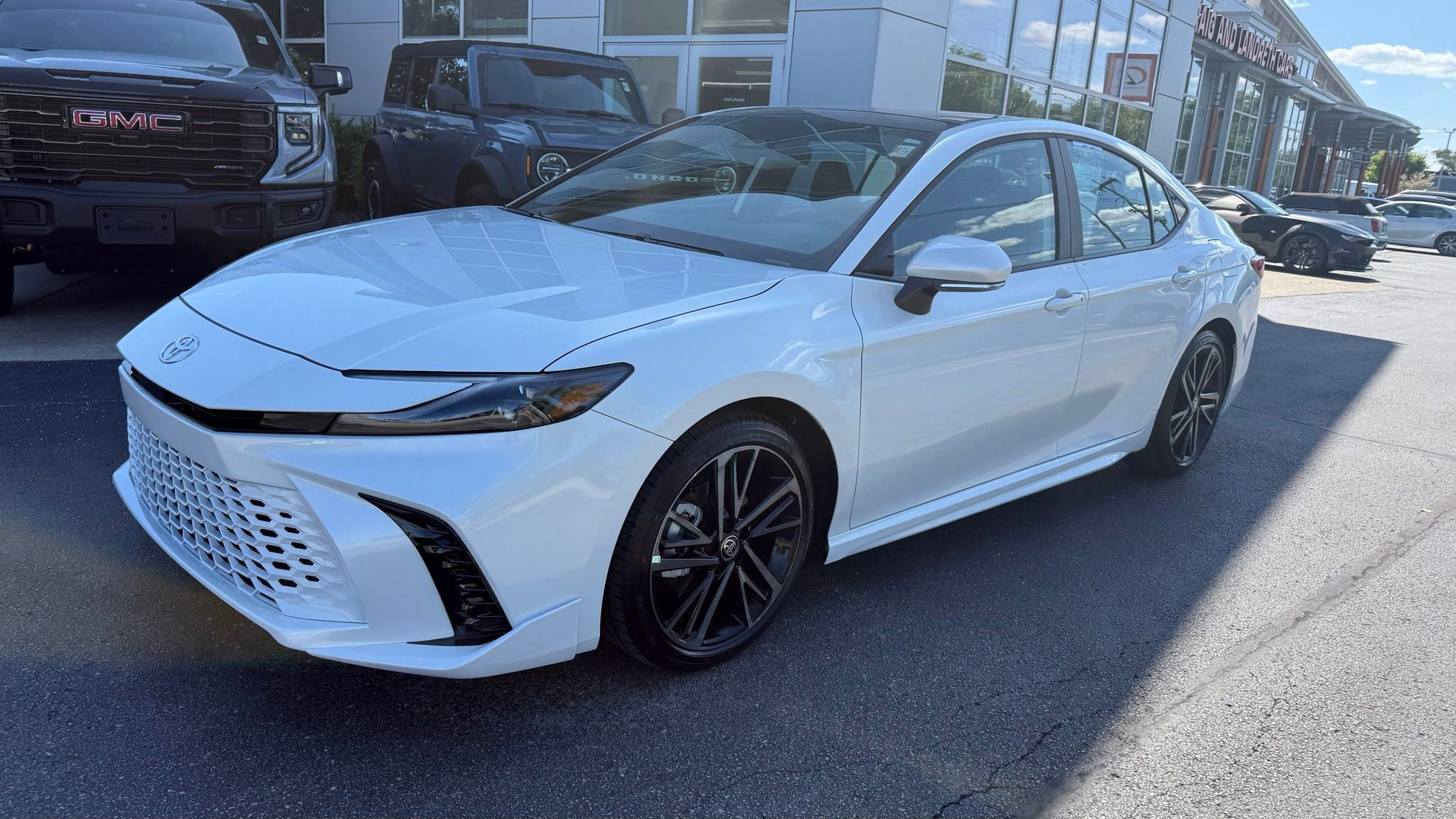 Used 2026 Toyota Camry XSE FWD image 2