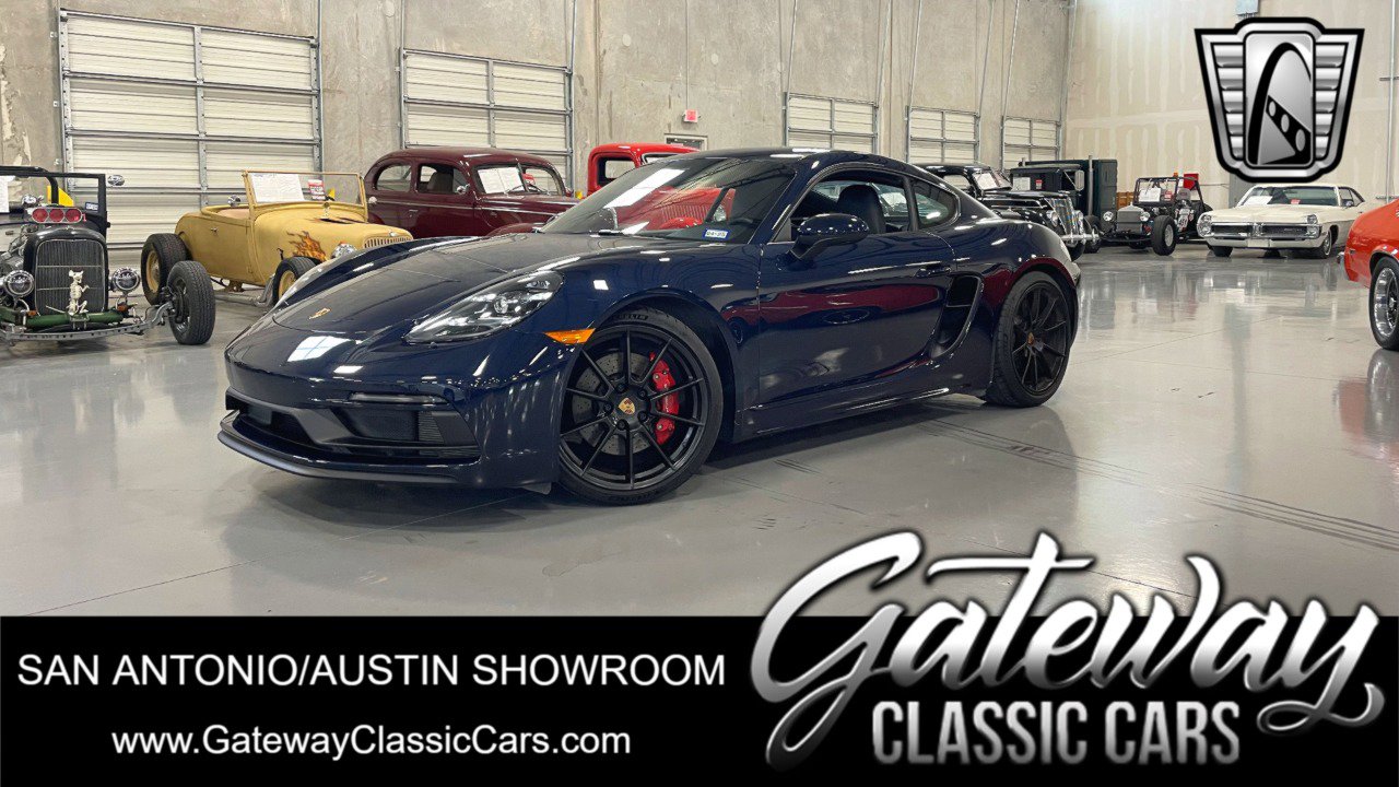 Used 2021 Porsche 718 Cayman GT4 image 1