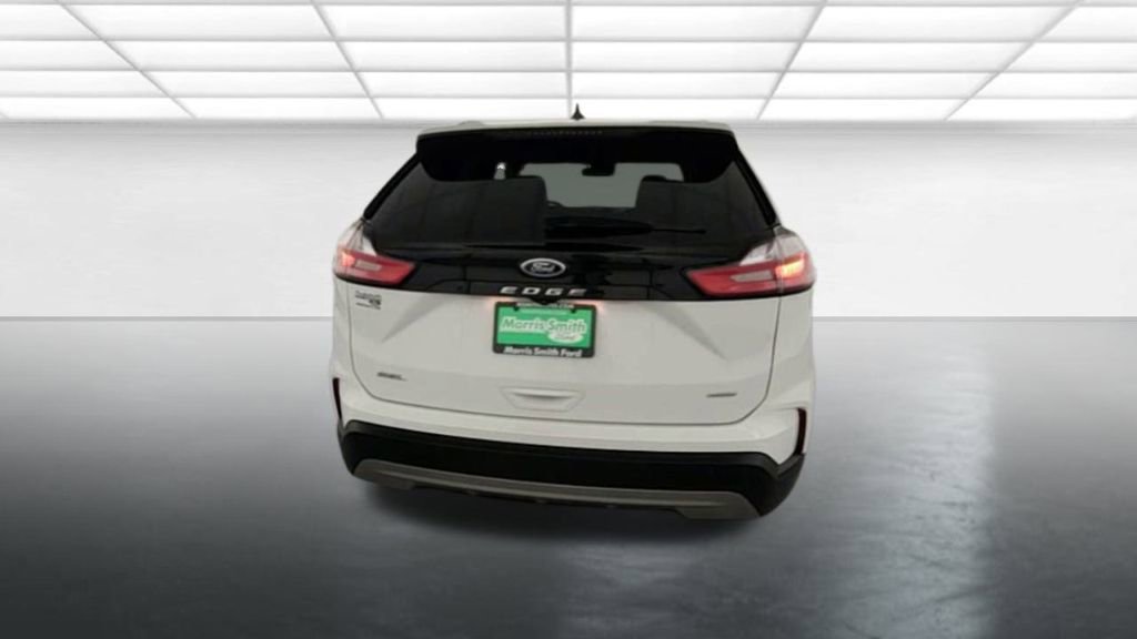 Used 2022 Ford Edge SEL w/ Convenience Package image 7