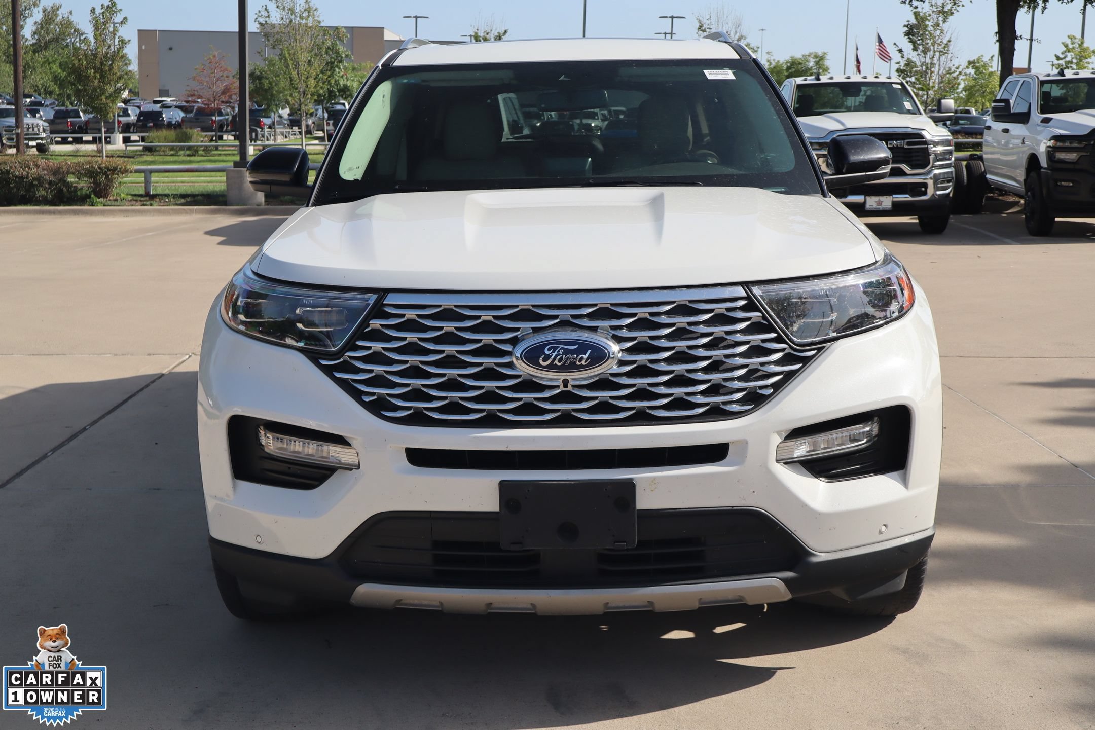 Certified 2024 Ford Explorer Platinum w/ Technology Package AWD/4WD image 9