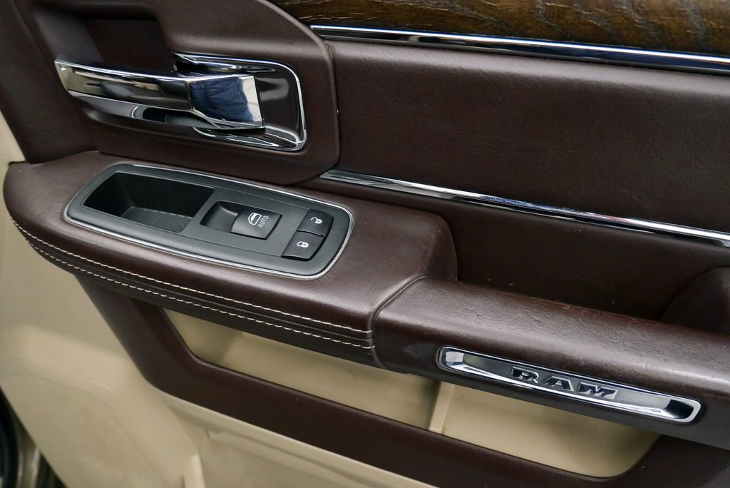 Used 2014 RAM 3500 Laramie Longhorn image 17