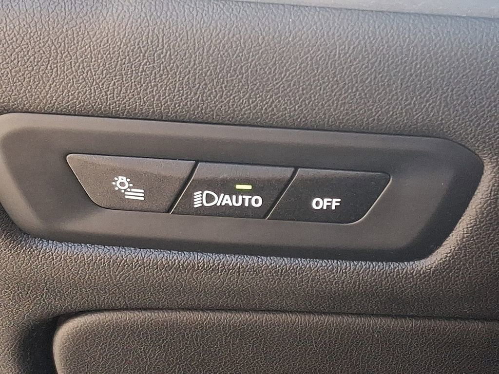 Certified 2024 BMW X5 xDrive40i w/ Premium Package image 26